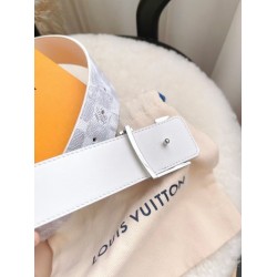 LV Initiales 40MM Cintura reversibile Damier Salt MP300V LV Initiales 40MM Cintura reversibile Damier Salt MP300V