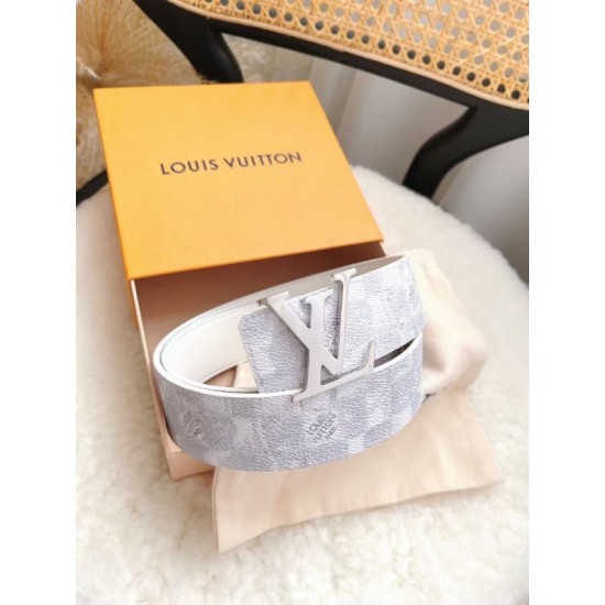 Dupe LV Initiales 40MM Cintura reversibile Damier Salt MP300V imitazioni perfette Replica LV Initiales 40MM Cintura reversibile Damier Salt MP300V Griffate