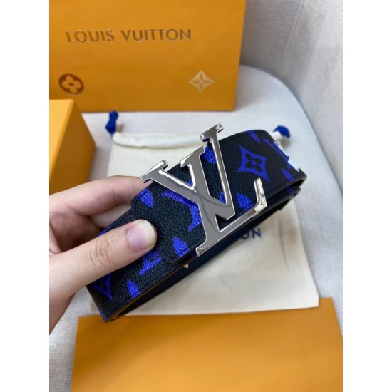 Dupe LV Initiales Everyday LV 40MM Cintura reversibile MP302V imitazioni perfette Replica LV Initiales Everyday LV 40MM Cintura reversibile MP302V Griffate