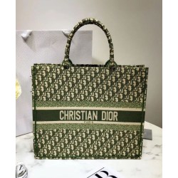 Borse Christian Dior Book Tote M1286 verde Borse Christian Dior Book Tote M1286 verde