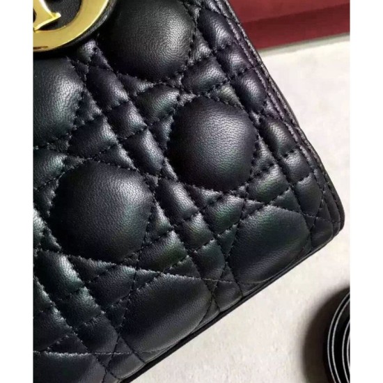 Replica Dior Lady Dior Medium Classic Tote Borse Con agnello nero Dior Lady Dior Medium Classic Tote Borse Con agnello nero imitazioni perfette