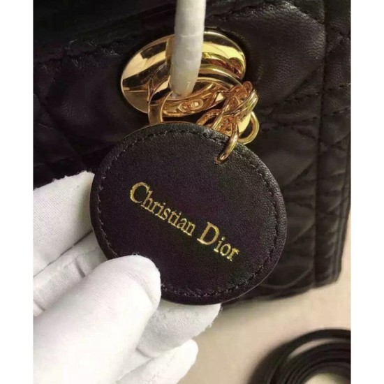 Replica Dior Lady Dior Medium Classic Tote Borse Con agnello nero Dior Lady Dior Medium Classic Tote Borse Con agnello nero imitazioni perfette