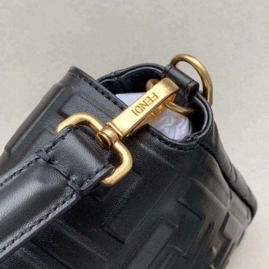 Replica Borsa baguette grande con logo FF nera Outlet Borsa baguette grande con logo FF nera imitazioni perfette