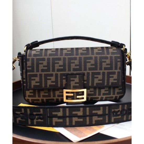 Replica Borsa Baguette in tessuto 8BR600 nera Outlet replica Baguette in tessuto 8BR600 nera imitazioni perfette