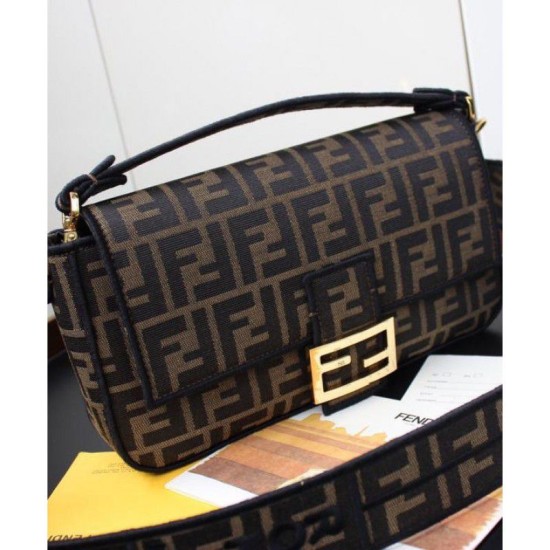 Replica Borsa Baguette in tessuto 8BR600 nera Outlet replica Baguette in tessuto 8BR600 nera imitazioni perfette