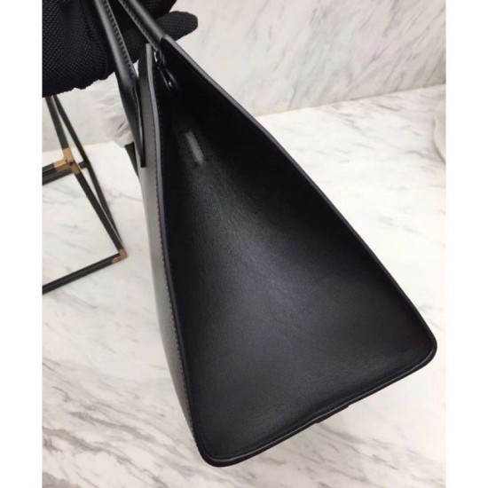 Borsa a mano monocromatica Saffiano Prada nera Borsa a mano monocromatica Saffiano Prada nera