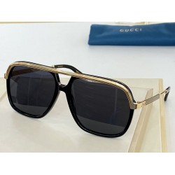 Occhiali da sole quadrati GG0200S glod / Nero Occhiali da sole quadrati GG0200S glod / Nero