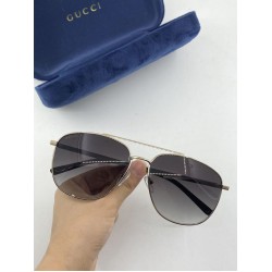 Occhiali da sole classici GG0610