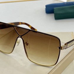 Dupe GG0677 Occhiali da sole quadrati Brown imitazioni perfette Replica GG0677 Occhiali da sole quadrati Brown Griffate