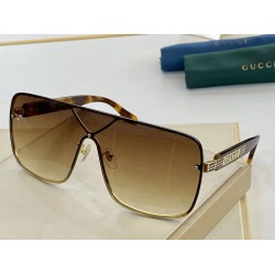 GG0677 Occhiali da sole quadrati Brown GG0677 Occhiali da sole quadrati Brown