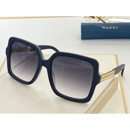 Dupe Occhiali da sole quadrati GG0884S Nero imitazioni perfette Replica Occhiali da sole quadrati GG0884S Nero Griffate