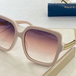 Dupe GG0884S Occhiali da sole quadrati Pink imitazioni perfette Replica GG0884S Occhiali da sole quadrati Pink Griffate