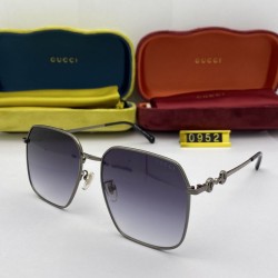 GG0952 Occhiali da sole quadrati 03 GG0952 Occhiali da sole quadrati 03