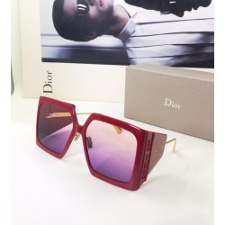 Occhiali da sole quadrati Dior Diorsolar S1u Ivory Rossi Occhiali da sole quadrati Dior Diorsolar S1u Ivory Rossi
