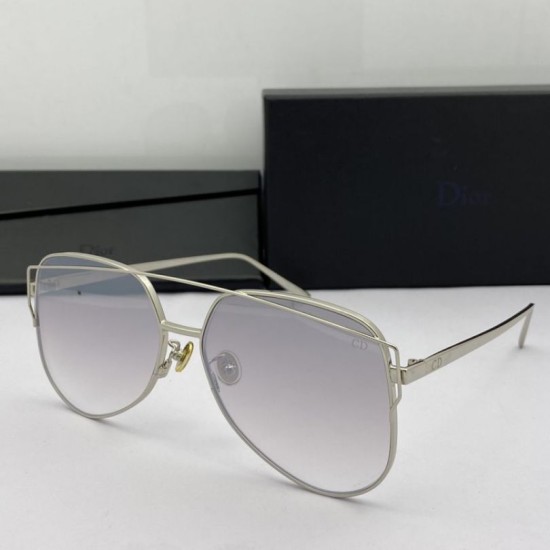 Dupe Occhiali da sole quadrati sfumati Dior Diorstellaire Blu imitazioni perfette Replica Occhiali da sole quadrati sfumati Dior Diorstellaire Blu Griffate