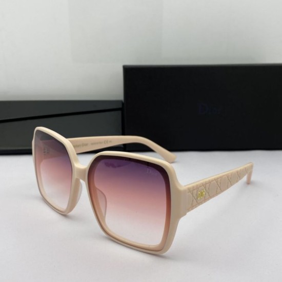Dupe Dior Merl Sunglass Rose imitazioni perfette Replica Dior Merl Sunglass Rose Griffate