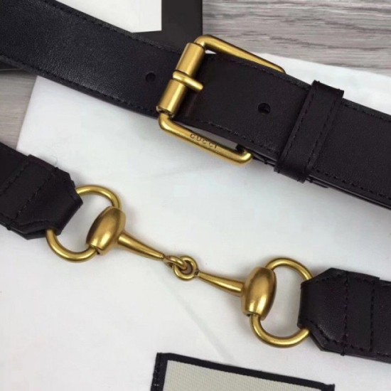 Replica Cintura in pelle con morsetto nero 488939 Outlet Cintura in pelle con morsetto nero 488939 imitazioni perfette