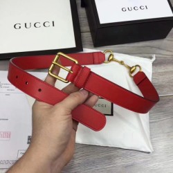 Replica Cintura in pelle con morsetto rosso 488939 Outlet Cintura in pelle con morsetto rosso 488939 imitazioni perfette