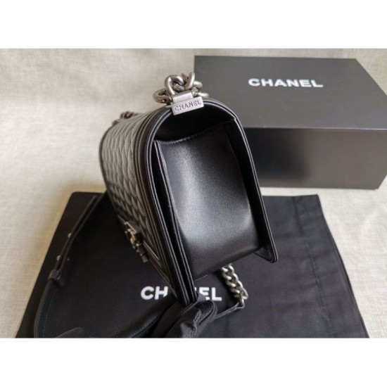 Replica Boy Classica Flap Bag A67086 Nero Argento Hardware Outlet Boy Classica Flap Bag A67086 Nero Argento Hardware imitazioni perfette