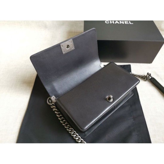 Replica Boy Classica Flap Bag A67086 Nero Argento Hardware Outlet Boy Classica Flap Bag A67086 Nero Argento Hardware imitazioni perfette