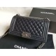 Replica Boy Classica Flap Bag A67086 Nero Argento Hardware Outlet Boy Classica Flap Bag A67086 Nero Argento Hardware imitazioni perfette