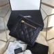 Boy Classic Clutch Cowhide Portafoglio Nero Boy Classic Clutch Cowhide Portafoglio Nero