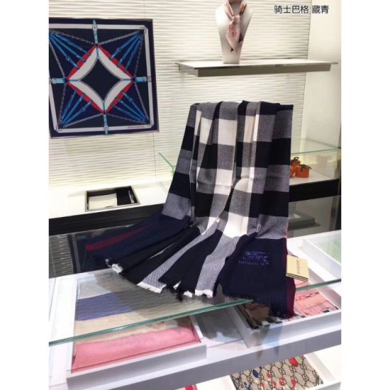 Replica Alta Qualità Classic Large Check Sciarpa Navy di Cashmere