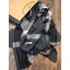 Riproduzione Fedele Pari replica Lightweight Controlla Modale e Lana Square Sciarpa Blu imitazioni Replica Alta Qualità Pari Lightweight Controlla Modale e Lana Square Sciarpa Blu