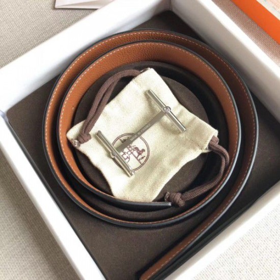 Cintura reversibile Hermes H d'Ancre Marrone / Noir Dupe Perfetta Cloni Firmate Cintura reversibile Hermes H d'Ancre Marrone / Noir imitazioni