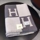 Qualità da grande replica Coperta Hermes Grey Avalon Dupe Perfetta Cloni Firmate Qualità da grande replica Coperta Hermes Grey Avalon imitazioni