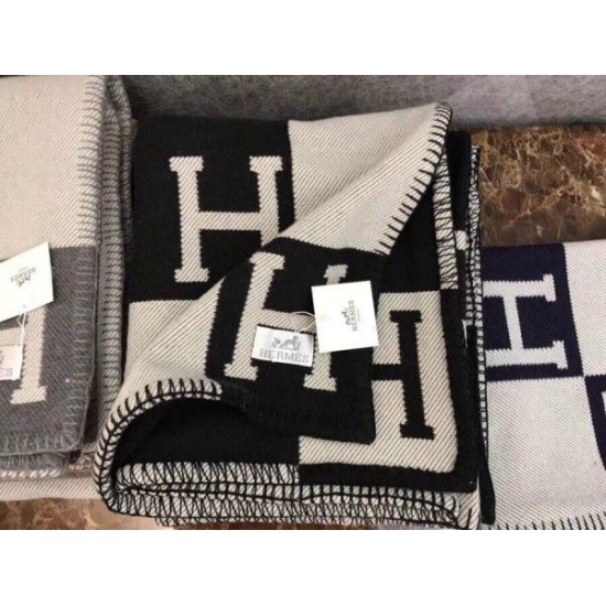 replica Coperta Hermes Avalon nera Dupe Perfetta Cloni Firmate replica Coperta Hermes Avalon nera imitazioni