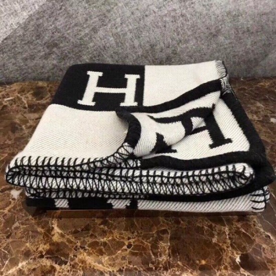 replica Coperta Hermes Avalon nera Dupe Perfetta Cloni Firmate replica Coperta Hermes Avalon nera imitazioni