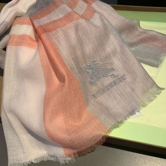 Replica Alta gamma Scialle in seta cashmere a quadri Burberry 80 x 200 arancione Outlet Alta gamma replica Scialle in seta cashmere a quadri Burberry 80 x 200 arancione imitazioni perfette