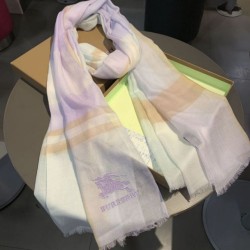 Replica Scialle in seta cashmere a quadri Burberry 80 x 200 bianco Outlet Scialle in seta cashmere a quadri Burberry 80 x 200 bianco imitazioni perfette