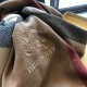 Replica Scialle in cashmere con motivo check classico Burberry 70 x 200 marrone Outlet Scialle in cashmere con motivo check classico Burberry 70 x 200 marrone imitazioni perfette