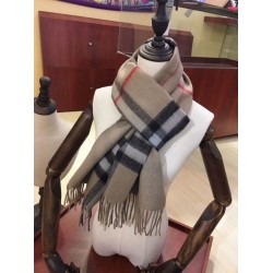 Sciarpa Burberry classica in cashmere double face 30 x 168 Marrone Sciarpa Burberry classica in cashmere double face 30 x 168 Marrone