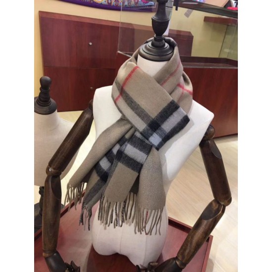 Replica Borsa Sciarpa Burberry classica in cashmere double face 30 x 168 Marrone Outlet replica Sciarpa Burberry classica in cashmere double face 30 x 168 Marrone imitazioni perfette