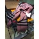 Replica Borsa Sciarpa Burberry classica in cashmere double face 30 x 168 Rosa Outlet replica Sciarpa Burberry classica in cashmere double face 30 x 168 Rosa imitazioni perfette