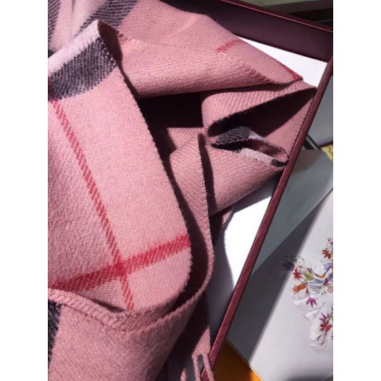 Replica Borsa Sciarpa Burberry classica in cashmere double face 30 x 168 Rosa Outlet replica Sciarpa Burberry classica in cashmere double face 30 x 168 Rosa imitazioni perfette
