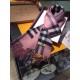 Replica Borsa Sciarpa Burberry classica in cashmere double face 30 x 168 Rosa Outlet replica Sciarpa Burberry classica in cashmere double face 30 x 168 Rosa imitazioni perfette