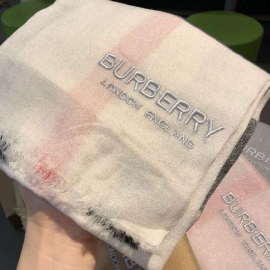 Replica Scialle in cashmere con motivo check classico Burberry 75 x 205 bianco Outlet Scialle in cashmere con motivo check classico Burberry 75 x 205 bianco imitazioni perfette