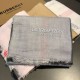 Replica Scialle in cashmere con motivo check classico Burberry 75 x 205 grigio Outlet Scialle in cashmere con motivo check classico Burberry 75 x 205 grigio imitazioni perfette