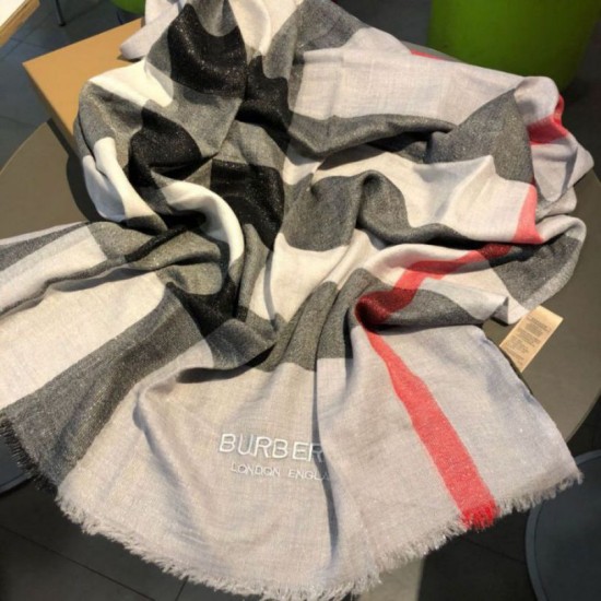 Replica Scialle in cashmere con motivo check classico Burberry 75 x 205 grigio Outlet Scialle in cashmere con motivo check classico Burberry 75 x 205 grigio imitazioni perfette