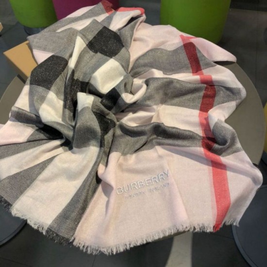 Replica Borsa Scialle in cashmere con motivo check classico Burberry 75 x 205 rosa Outlet replica Scialle in cashmere con motivo check classico Burberry 75 x 205 rosa imitazioni perfette