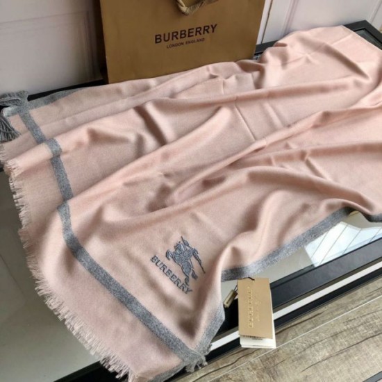 Replica Borsa Burberry Cashmere tinta unita Schawl sottile 80 x 200 rosa Outlet replica Burberry Cashmere tinta unita Schawl sottile 80 x 200 rosa imitazioni perfette
