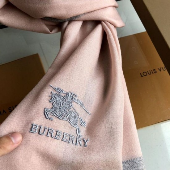 Replica Borsa Burberry Cashmere tinta unita Schawl sottile 80 x 200 rosa Outlet replica Burberry Cashmere tinta unita Schawl sottile 80 x 200 rosa imitazioni perfette