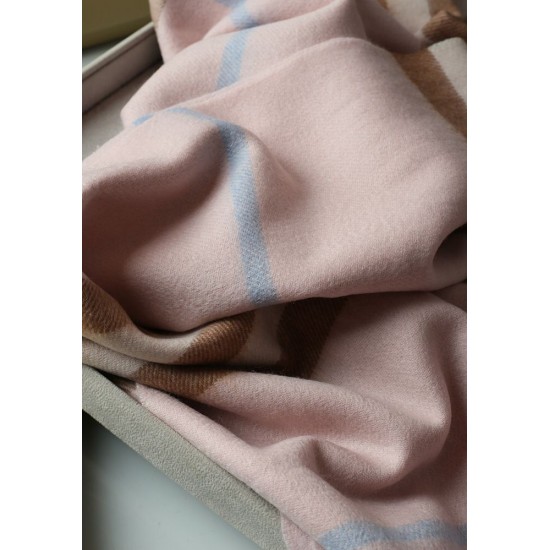 Replica Alta gamma Scialle in cashmere con motivo check classico Burberry 70 x 200 rosa Outlet Alta gamma replica Scialle in cashmere con motivo check classico Burberry 70 x 200 rosa imitazioni perfette
