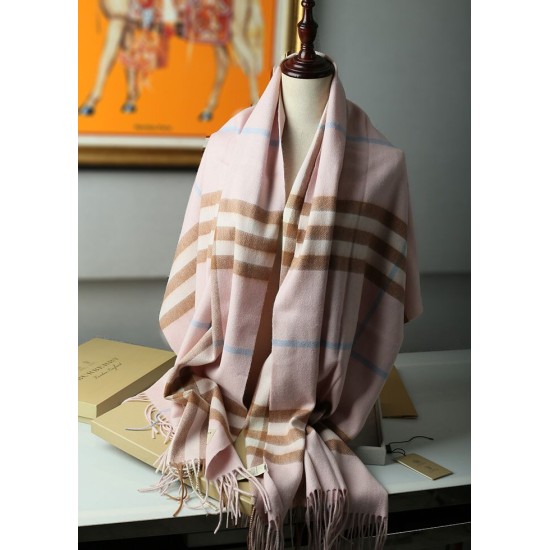 Replica Alta gamma Scialle in cashmere con motivo check classico Burberry 70 x 200 rosa Outlet Alta gamma replica Scialle in cashmere con motivo check classico Burberry 70 x 200 rosa imitazioni perfette