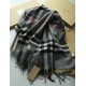 Replica Scialle in cashmere con motivo check classico Burberry 70 x 200 grigio Outlet Scialle in cashmere con motivo check classico Burberry 70 x 200 grigio imitazioni perfette