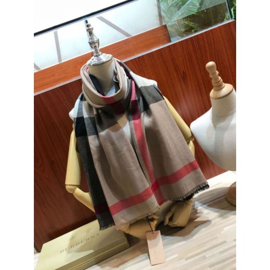Scialle in cashmere con motivo check classico Burberry 70 x 200 marrone imitazioni perfette